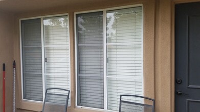 Building Photo - 235 S Cross Creek Rd