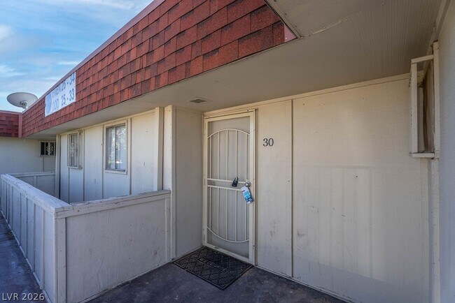 Foto del edificio - 5396 S Swenson St