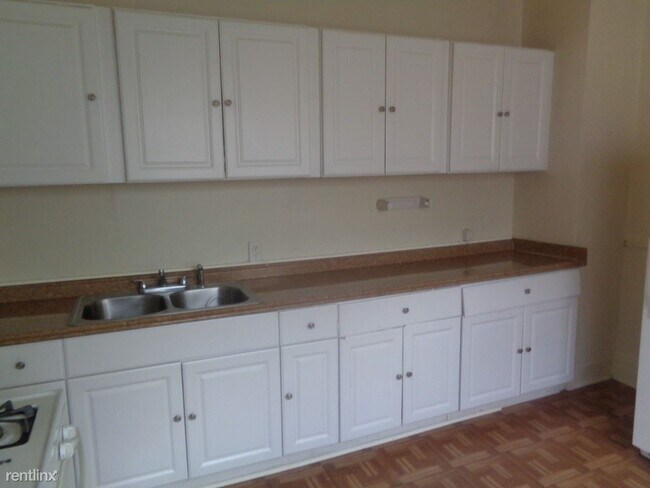 Foto del edificio - 3 br, 1 bath House - 6329 E Canfield St