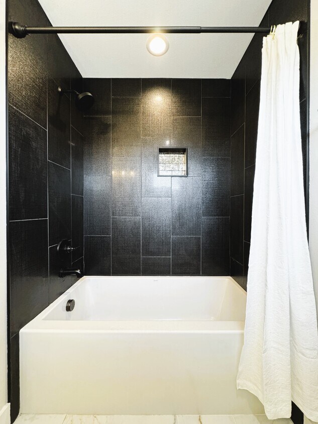 Foto del edificio - 3362 Skyview Dr