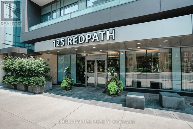 Building Photo - 125-2125 Redpath Ave