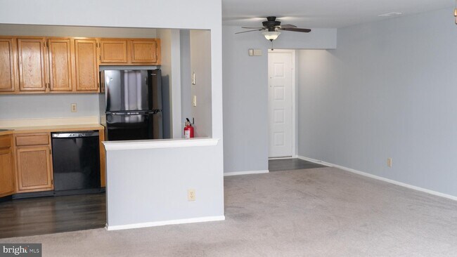 Foto del edificio - 2420 Durham Ct