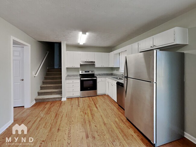 Building Photo - 104 Wilburn Dr