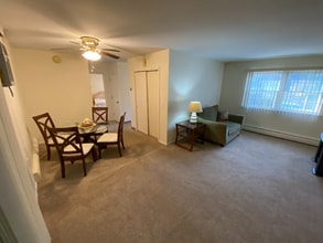 Building Photo - 700 Fayette St