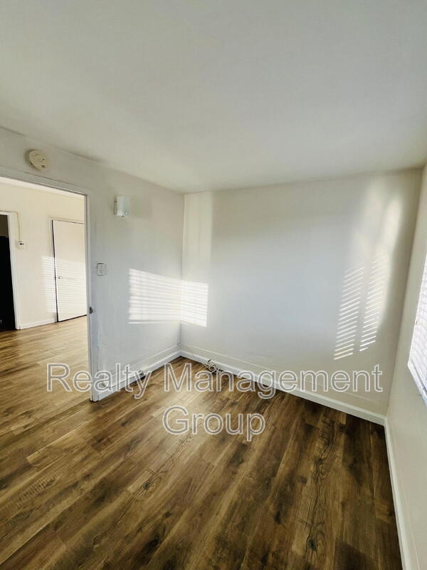 Foto del edificio - 2014 Earl St