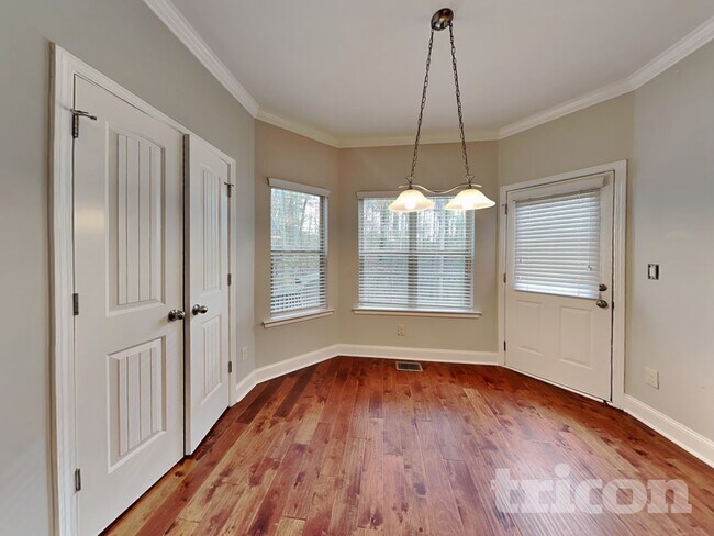 Foto del edificio - 3725 Warwick Way