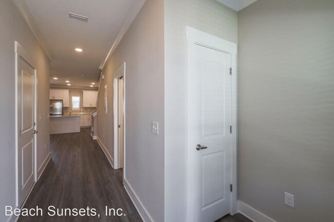 Building Photo - 3 br, 2.5 bath House - 126 North Sand Palm...