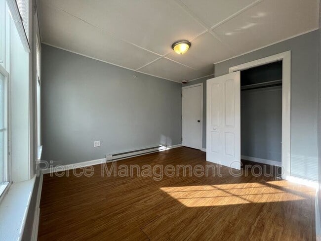 Building Photo - 6 Old Chester Rd