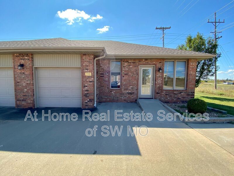 Foto principal - 5591 N 17th St