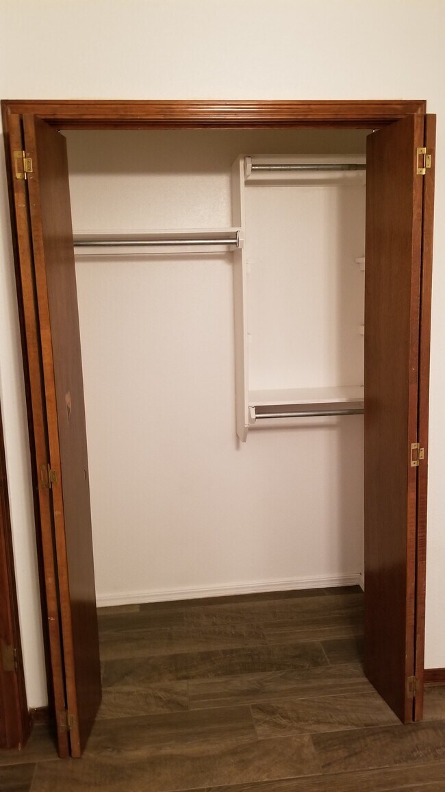 910 Acacia Circle, Noble, OK 73068 Townhome Rentals in Noble OK