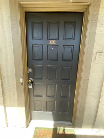 Building Photo - 15927 Stillwood St