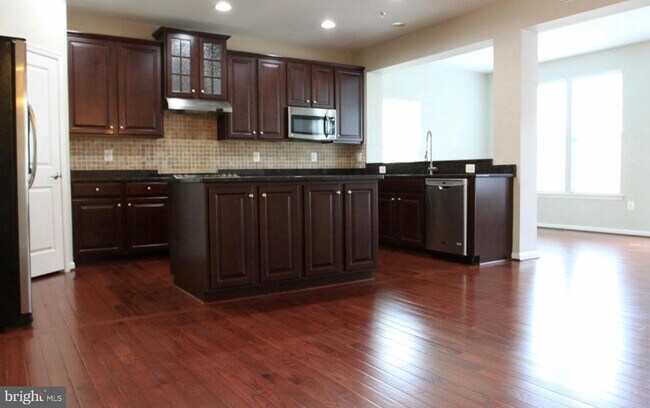 Building Photo - 22780 Autumn Breeze Ave