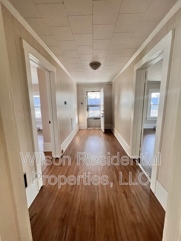 Foto del edificio - 931 Albert St SW