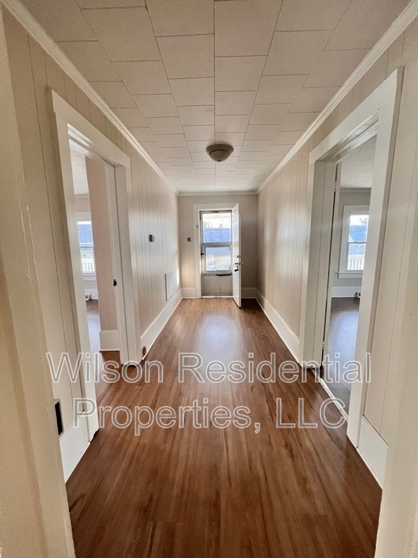 Photo - 931 Albert St SW House