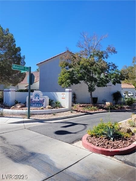 Building Photo - 8804 River Pines Ct