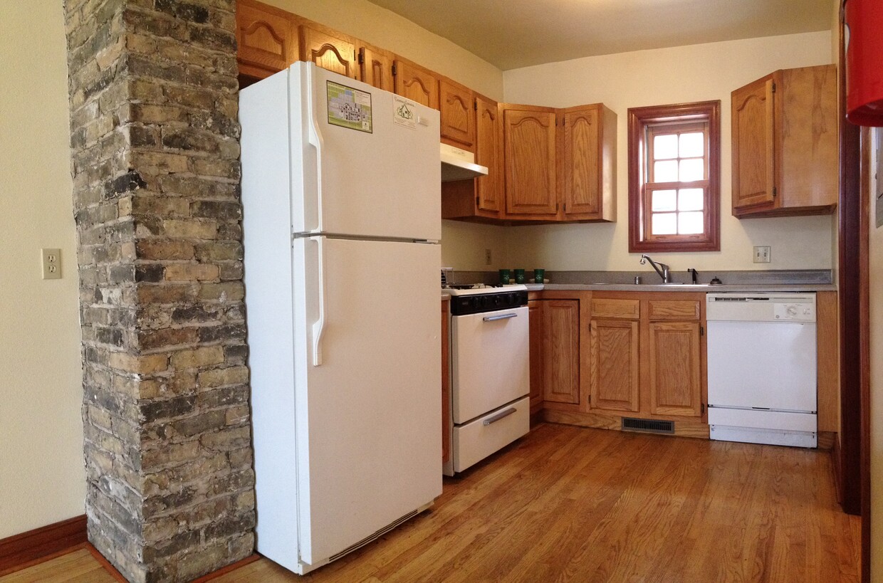 Primary Photo - 910 N 18th St