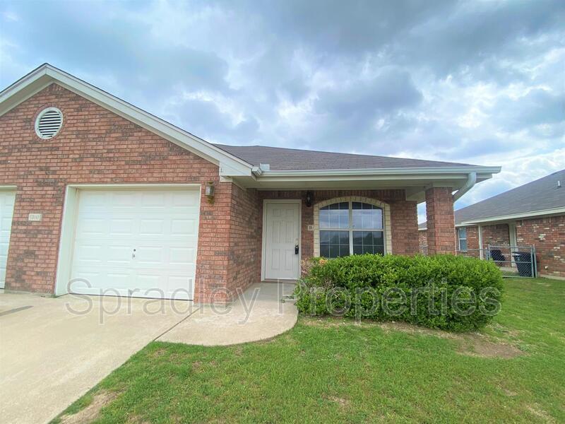 5700 Luxor Dr, Killeen, TX 76549 Condo for Rent in Killeen, TX