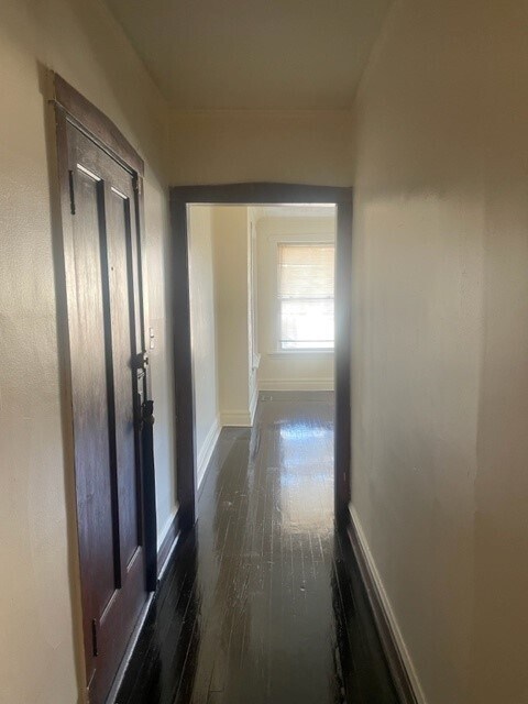 Building Photo - 5311 W Van Buren St
