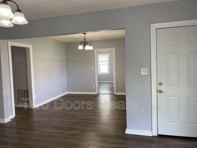 Foto del edificio - 632 SW 44th St