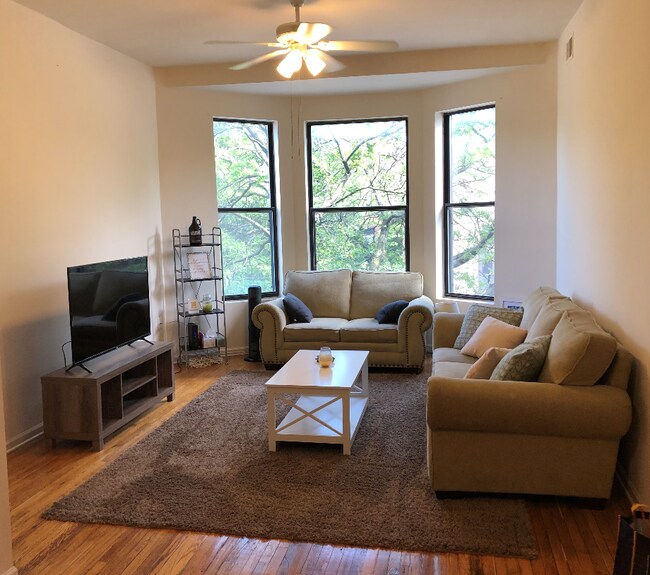 Foto del edificio - 701 W Willow St