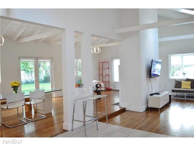 Foto del edificio - 4011 Hardie Ave