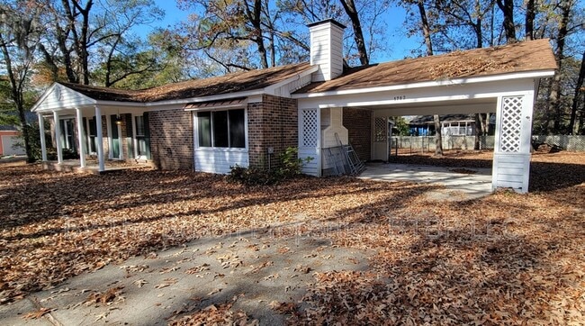 Photo - 1702 Wandering Way House