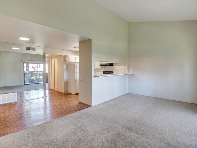 Foto del edificio - 291 E Mel Ave