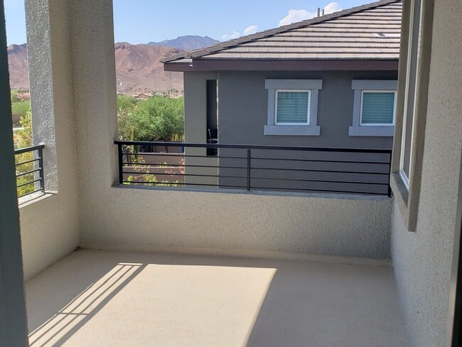 Building Photo - 4 Bedroom Single Family Home in Henderson