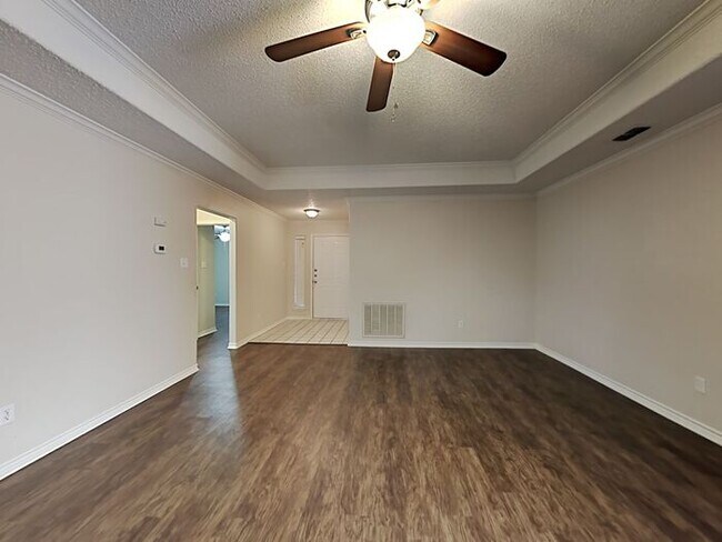 Foto del edificio - *$500 OFF first month. No App Fee.