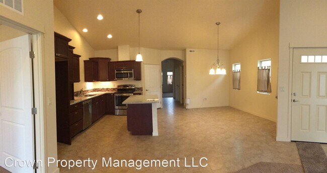 Foto del edificio - 2 br, 2 bath House - 2845 S Dennis Place