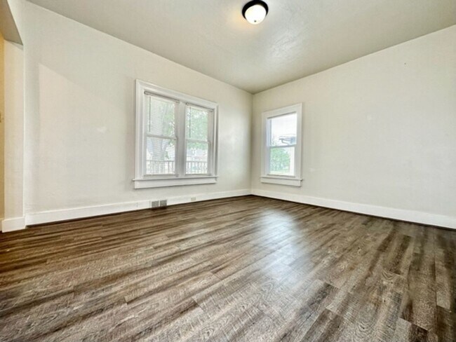 Foto del edificio - 715 Pine St