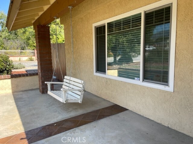 Building Photo - 756 Sycamore Ave