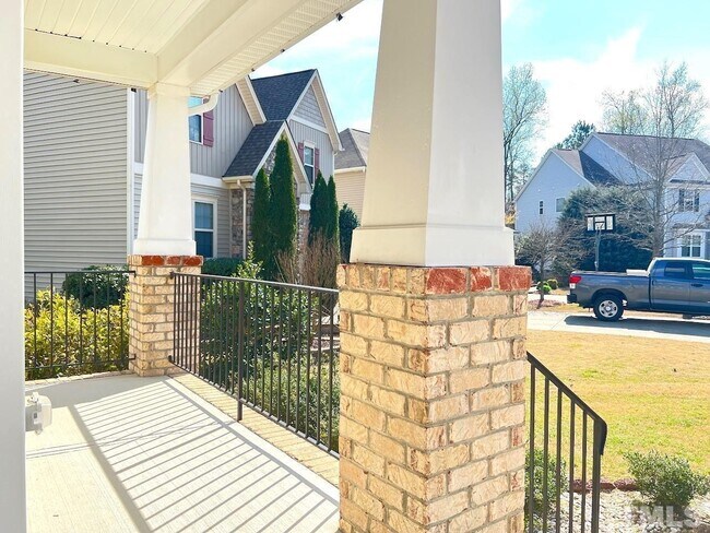 Foto del edificio - 4 Bedroom Single Family RDU RTP