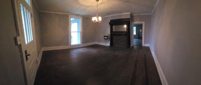 Foto del edificio - 311 W Walnut St