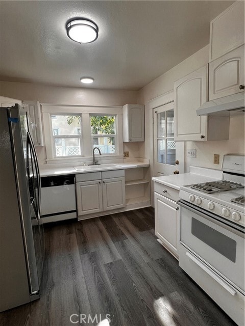 Building Photo - 320 W Lemon Ave