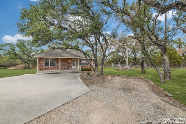 Foto del edificio - 2 Bedroom/1 Bathroom Home in the River Chase