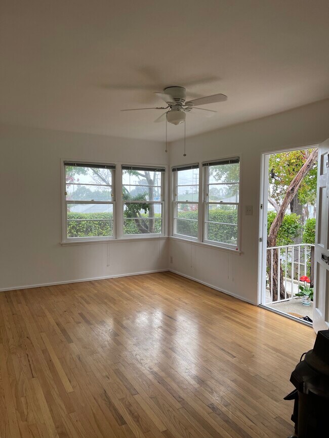 Living Room - 1827 18th St