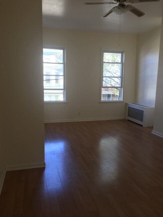 Foto del edificio - 78-32 81st St
