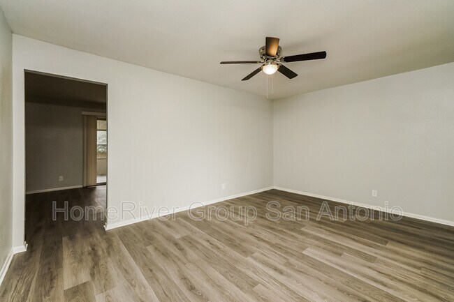 Building Photo - 10607 Mt Boracho Dr