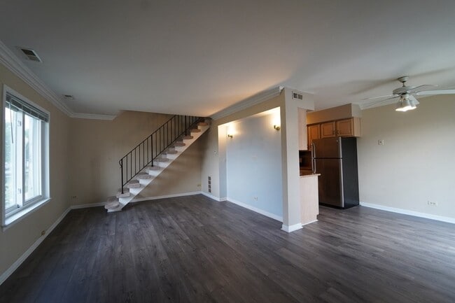 Building Photo - 1543 Cornell Pl