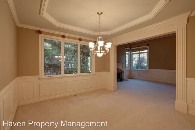 Building Photo - 4 br, 2.5 bath House - 19157 NE 44th Ct