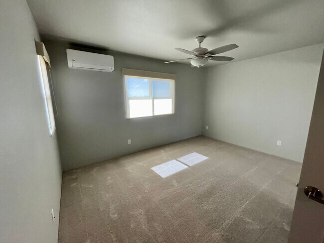 Foto del edificio - Home for Rent in Hoopili (Lehua) 4 BED/2.5 BATH + Garage!