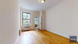 Building Photo - 240 E 83rd St