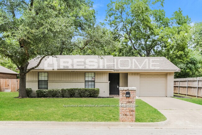 Foto del edificio - 208 Lovelady Street