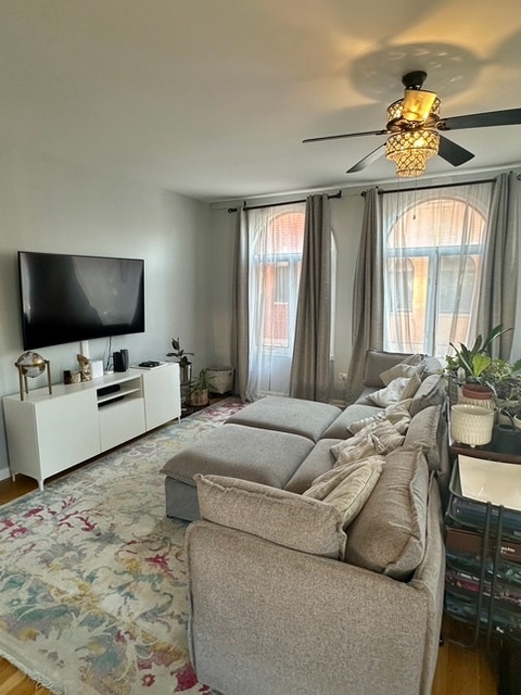 Living Room - 1901 S Louie Pkwy