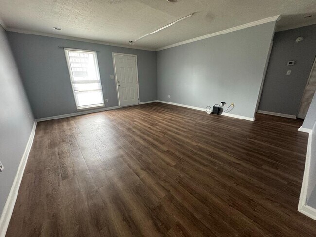 Foto del edificio - 1822 Chandler Rd
