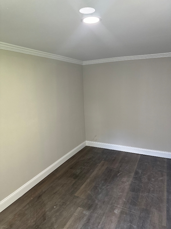 Building Photo - 57 Corban Ave SW