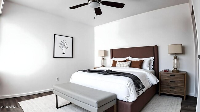 Building Photo - 4233 N Longview Ave