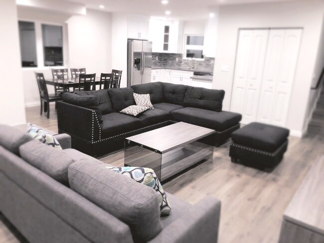 Foto del edificio - 1171 W 37th Pl