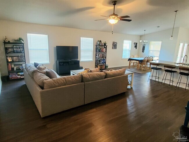 Building Photo - 4324 Thistle Pne Ct